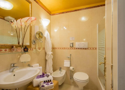 Hotel Becher image 4